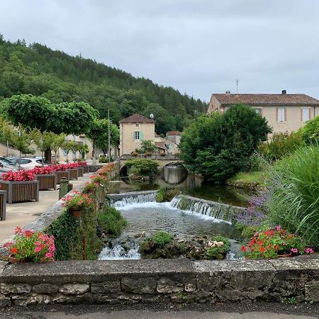 Stylish One Bedroom Apartment In A Lovely Village Saint-Vincent-Rive-dʼOlt 외부 사진
